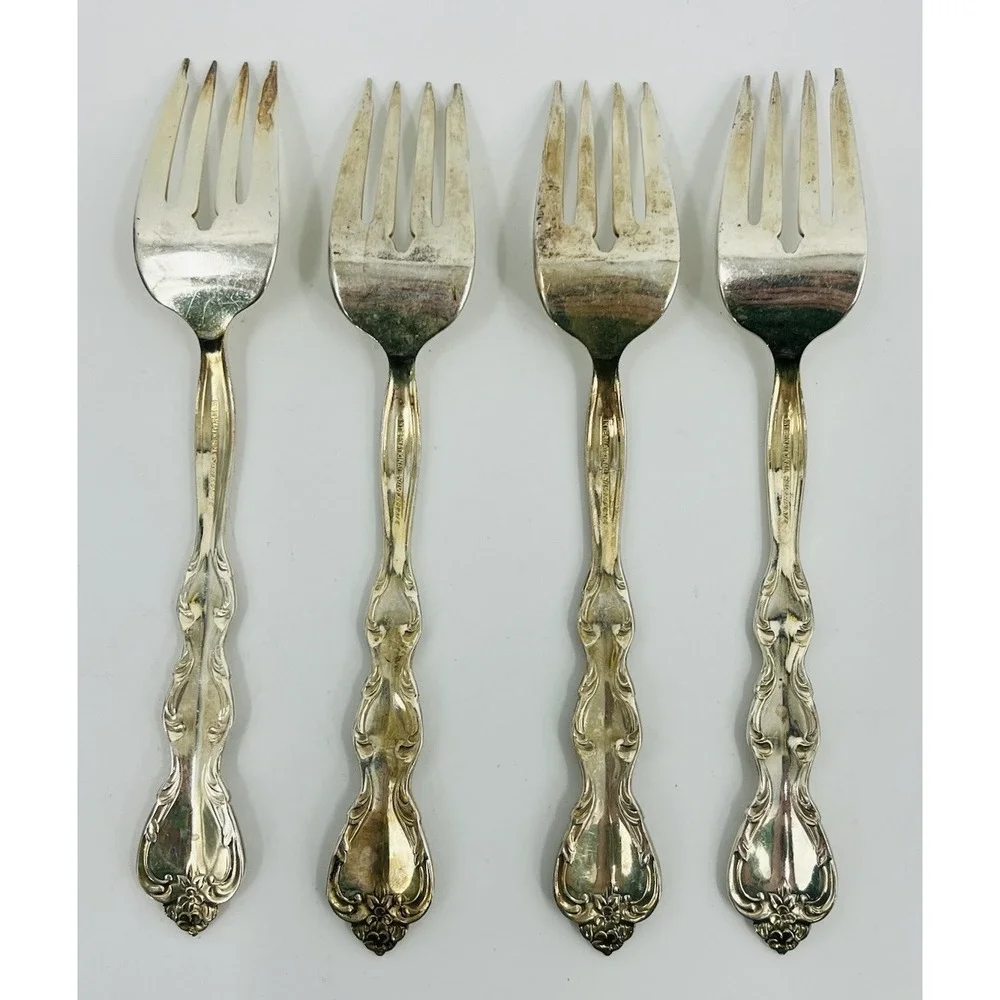 International Silver preowned tarnish